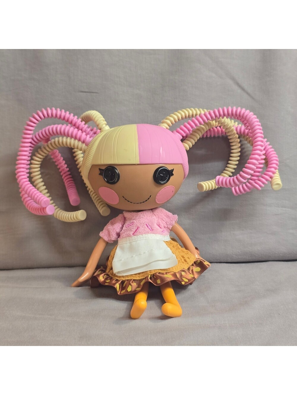 Lalaloopsy Silly Hair Scoops Waffle Cone Doll 13" MGA Pink Yellow Ice Cream 2010